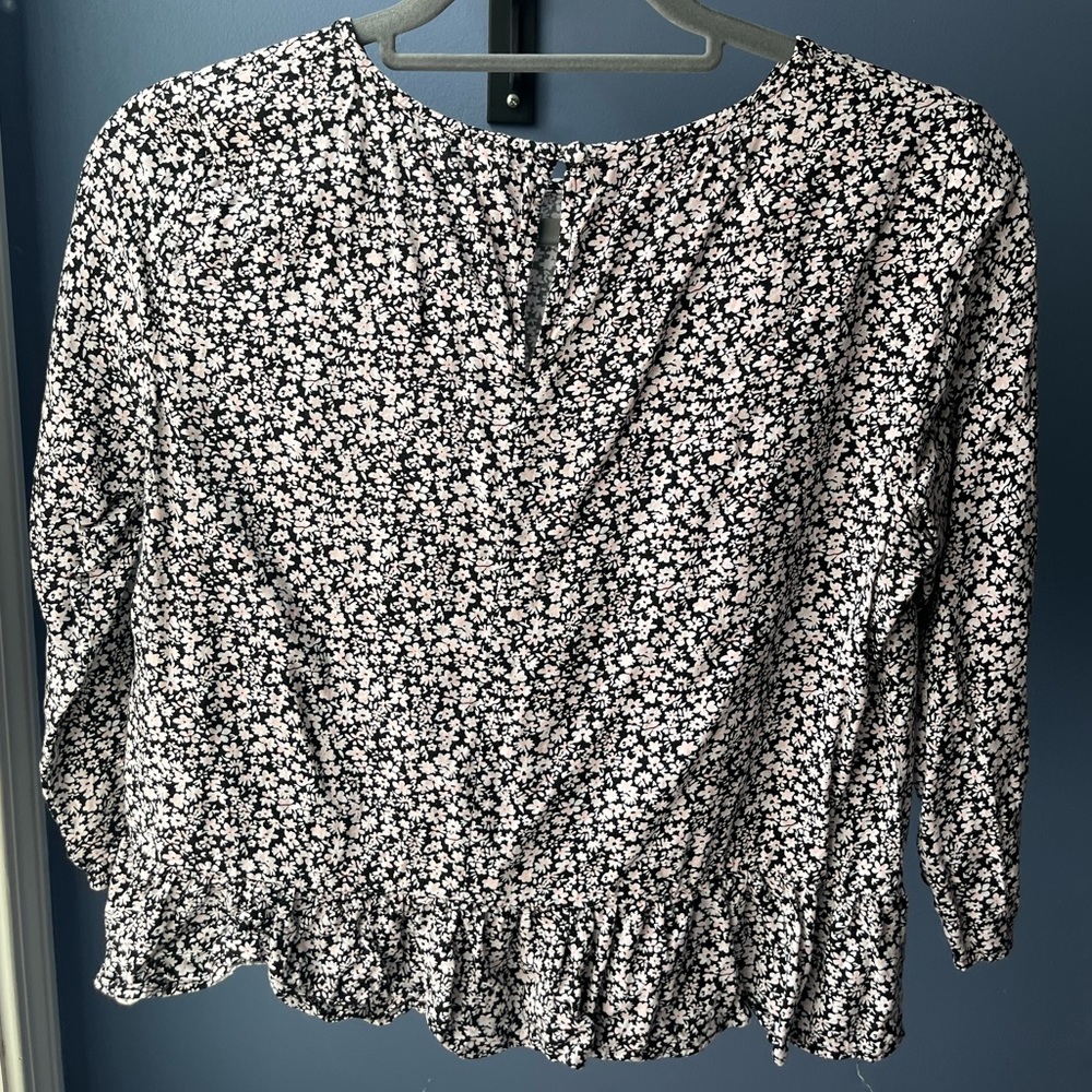 H&M Floral Peplum Top 3/4 Sleeve - Picture 2 of 5